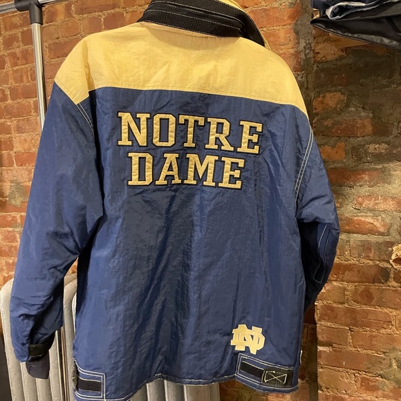 Champion Vintage Jacket - Picture 5 of 5